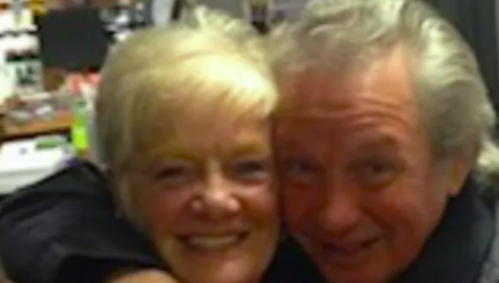 Piter Erik Griner (77) i njegova partnerka Šila Džekson (83) tragično su izgubili život nakon požara koji je izbio u njihovoj kući u Sent Helensu, u ranim jutarnjim satima 15. jula, oko 00:40.