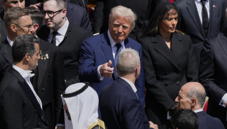 Predsednik SAD Donald Tramp danas slavi najuspešnijih prvih šest meseci na funkciji od bilo kog predsednika u savremenoj američkoj istoriji, saopštila je na svom X nalogu Bela kuća.