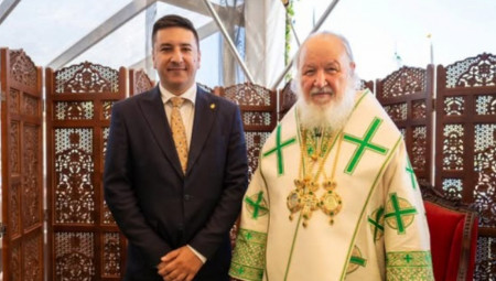 Predsednik Slobodne Crne Gore Vladislav Dajković boravi u poseti Moskvi, gde se nakon političkih susreta u ruskoj Dumi, sastao i sa Njegovom Svetošću Patrijarhom moskovskim i sve Rusije, Kirilom.