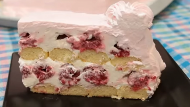 torta sa malinama i piškotama