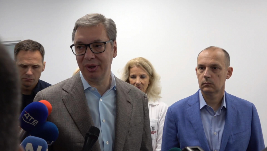Vučić obilazi centar za palijativno zbrinjavanje Univerzitetskog kliničkog centra Srbije