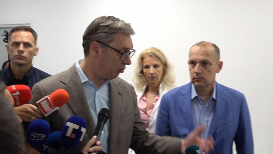 Vučić obilazi centar za palijativno zbrinjavanje Univerzitetskog kliničkog centra Srbije