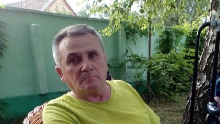 Nekadašnji osnivač HDZ-a u Vojvodini, danas predvodi proteste protiv Srbije