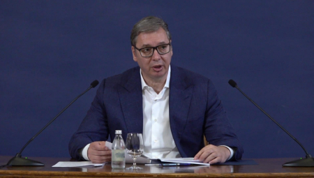 Predsednik Srbije Aleksandar Vučić obratio se danas javnosti nakon sednice Saveta za nacionalnu bezbednost