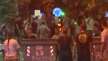 Inicijativa gradonačelnika Žarka Mićina da se u Novom Sadu podigne spomenik stradalima u padu nadstrešnice na železničkoj stanici predstavlja čin saosećanja i odgovornosti prema žrtvama, njihovim porodicama i čitavom društvu