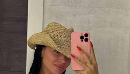 Pevčica nema sreće u ljubavi?