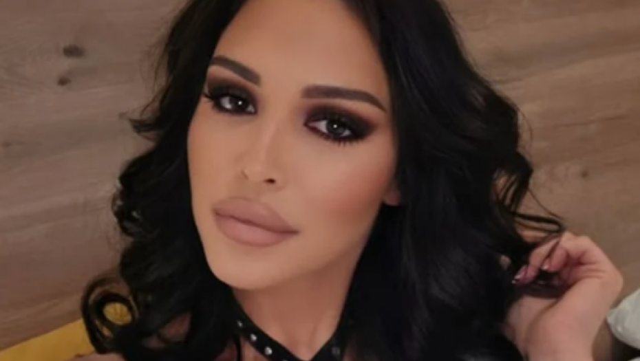 Aleksandra Mladenović