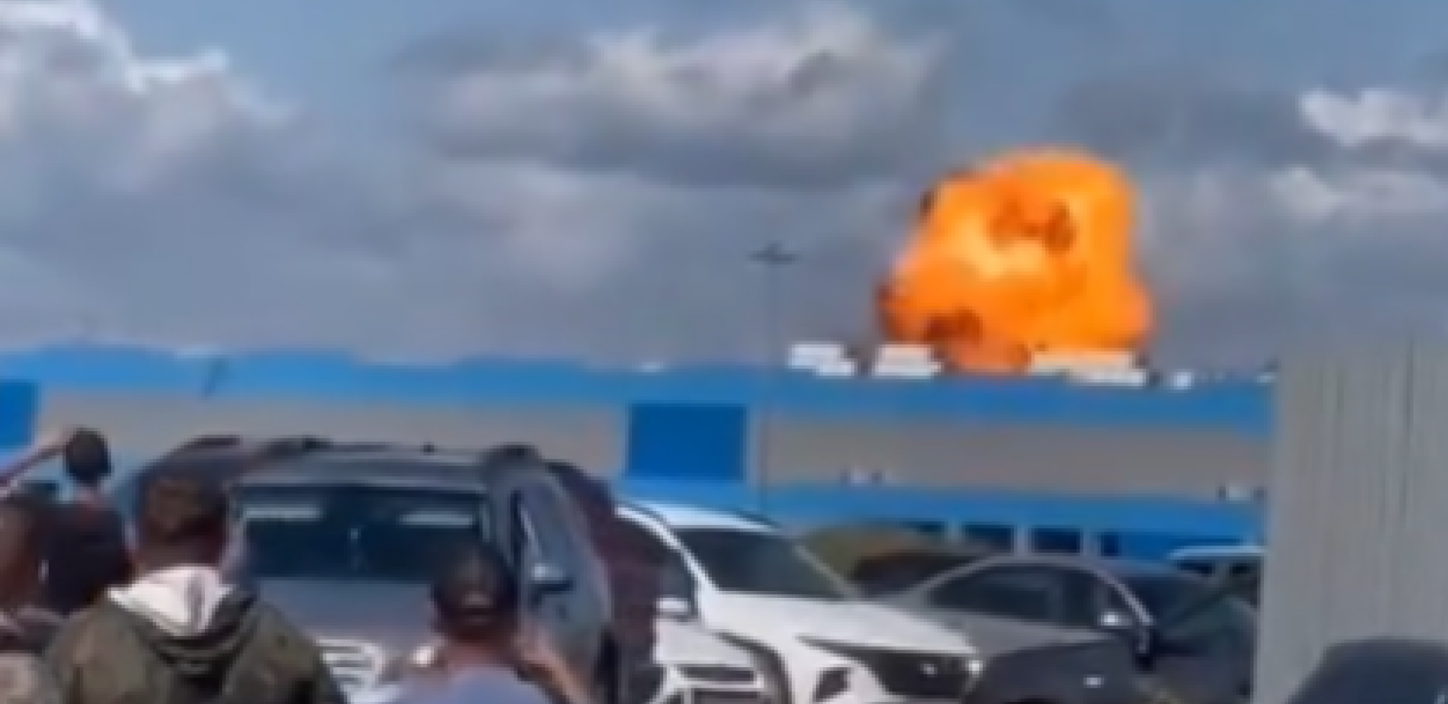 pogođeno rusko skladište dronova