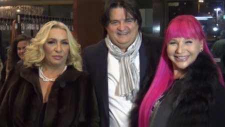 Vesna Zmijanac i harmonikaš Miroljub Aranđelović Kemiš u zanosu