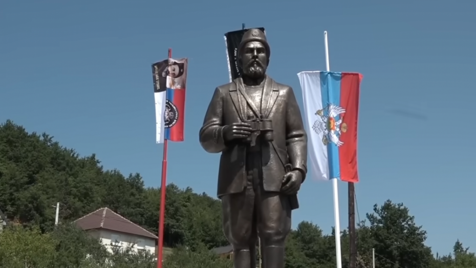 Spomenik Pavlju Đurišiću