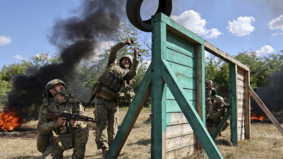 EPA/Press service of the 65th Mechanized Brigade