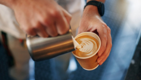 Jedna devojka iz Amerike obratila se Reddit zajednici nakon što je doživela neprijatnost zbog, kako kaže, jezive poruke koju je dobila