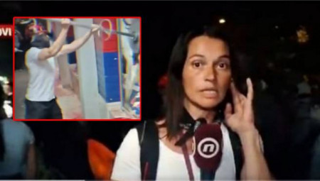 Sanja Ignjatović Eker, Pulicera vredna reporterka koja je oštroumno zaključila da "blokaderi mirno razbijaju prostorije Srpske napredne stranke" u Novom Sad, šokirala je Srbiju