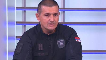 Komandant Policijske brigade, pukovnik Radoslav Repac, govorio je na TV Prva o razgovoru sa prišadnikom opozicije koji je juče izazvao veliku pažnju javnosti
