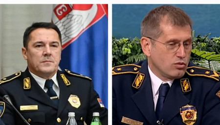 Dok penzionisani general Bogoljub Živković ovih dana obilazi medije žaleći se da policija maltretiranje njegovog sina jer učestvuje na blokadama i protestima, i najavljuje krivične prijave protiv policije i države, zaboravljena dokumenta i svedočenja iz ne tako davne prošlosti otkrivaju njegovu tamnu stranu, upravo je isti taj Živković, prema operativnim podacima, bio uhvaćen u klasičnom trgovinskom lancu mita, uzimajući po 5.000 evra za zaposlenje u MUP-u!