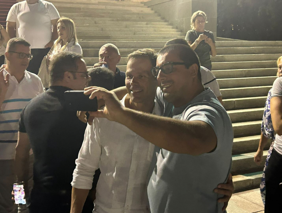 Građani se okupljaju u Beogradu