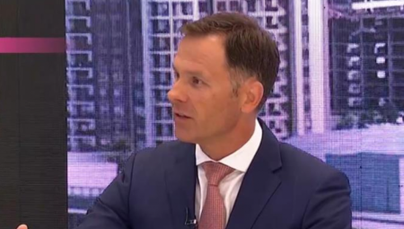 Ministar finansija Siniša Mali gostuje na televiziji Pink gde govori o svim aktuelnim temama