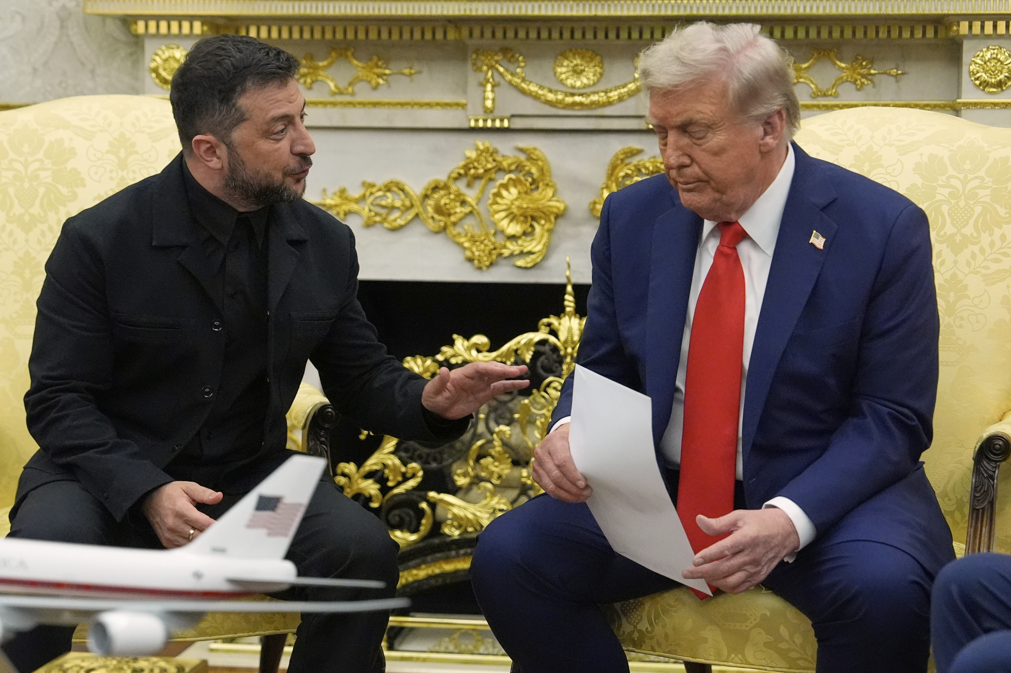 Tanjug/AP Photo/Julia Demaree Nikhinson)