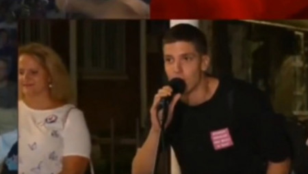 Evo ko vodi proteste blokadera u Nišu