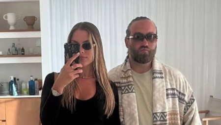 Nakon pregleda u Zavodu za urgentnu medicinu, Ana je hitno upućena na stacionarno lečenje, a po izlasku iz bolnice prijavila ga je i policiji.