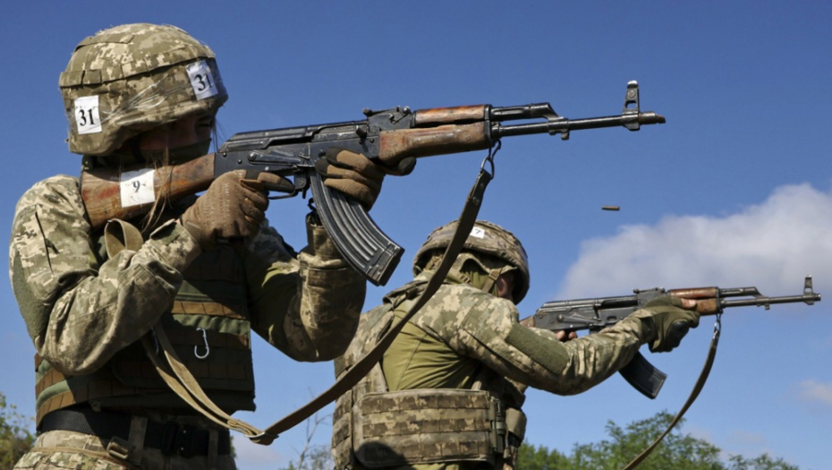 EPA/UKRAINE'S 65TH MECHANIZED BRIGADE PRESS SERVICE HANDOUT