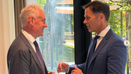 Prvi potpredsednik vlade i ministar finansija Siniša Mali sastao se danas sa generalnim direktorom Generalnog direktorata Evropske komisije za proširenje i istočno susedstvo Gertom Janom Kopmanom