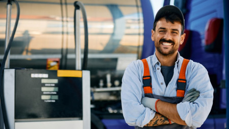 Rutinski dan na benzinskoj pumpi završio se spektakularno promenivši život vlasniku pumpe Stivu Vatmoru.