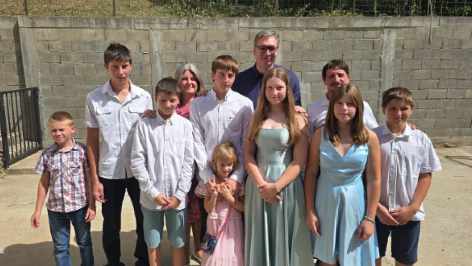 Aleksandar Vučić i Vasilijevići