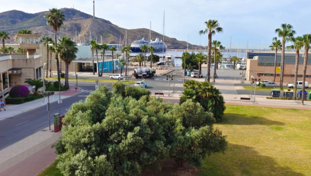 Klimav nameštaj, paučina na zidovima, toalet koji curi, a posteljine nije bilo