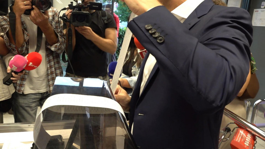 Ministar finansija Siniša Mali u kupovini proizvoda po nižim cenama