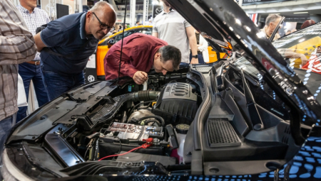 Preporuka je da kupite “pametni punjač” koji će sam prekinuti punjenje kada je akumulator pun i time sprečiti da se on “prepuni