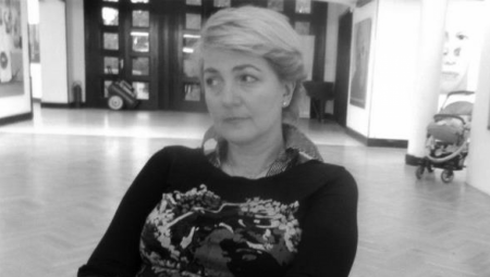 Profesionalno se bavila animacijom od 1986. godine