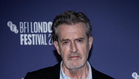 Glumac  Rupert Everet aktivan je u kampanji za opstanak jednog seoskog paba u Engleskoj.