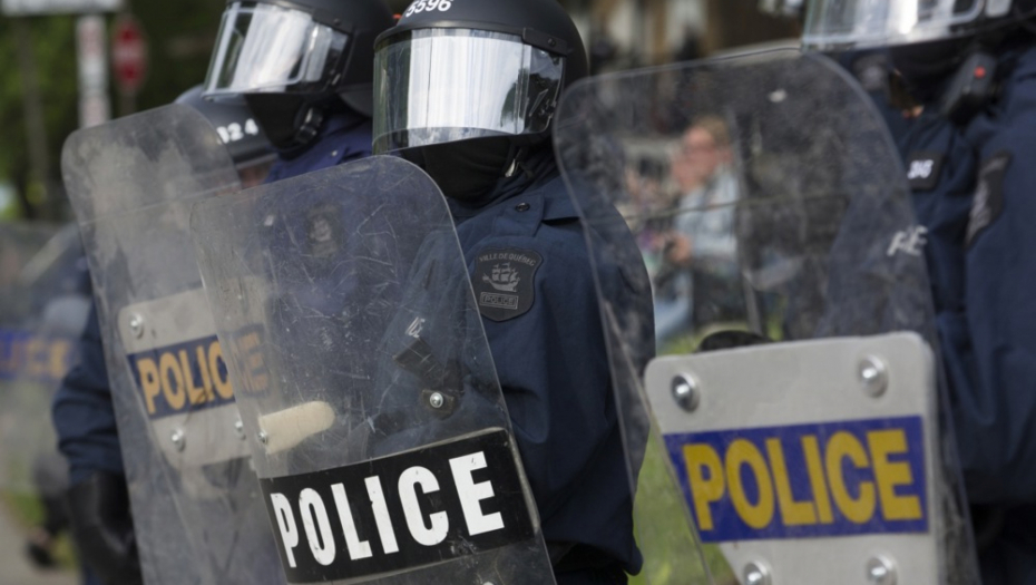 EPA/MICHAEL REYNOLDS