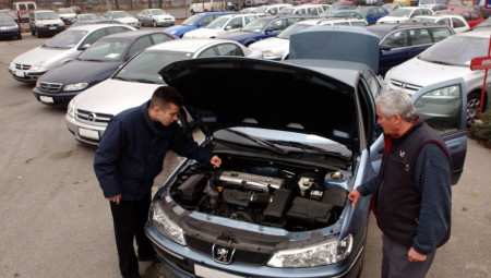 Ukoliko imate u planu da kupite auto ili želite samo da se za početak informišete, ova lista će vam pomoći da nađete pravo rešenje.