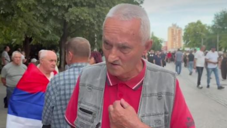 Građani Loznice okupljaju se kako bi jasno poručili da su protiv blokada koje već mesecima ometaju normalan život.