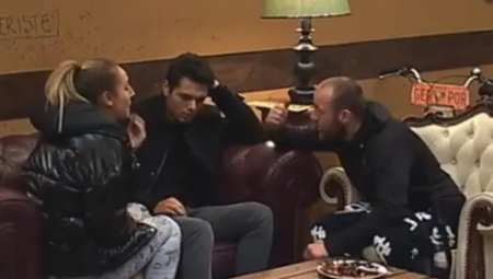 Nakon kratkog perioda na slobodi, vraćen je u zatvor kako bi odslužio preostalu kaznu