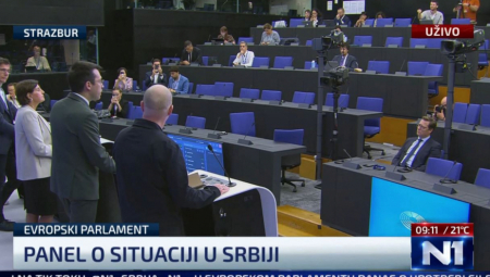 Nemanja Starović oštro je reagovao na odlazak opozicije u Strazur, gde su se žalili na predsednika Srbije zbog susreta sa predsednikom Rusije Vladimirom Putinom