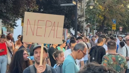 Blokaderi još jednom pokazali da je njihova vizija da Srbija bude zemlja haosa, građanskog rata, ubijanja na ulicama i paljenja ljudi koji im se ne sviđaju.