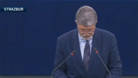 Tonino Picula, izvestilac Evropskog parlamenta za Srbiju rekao je u Satrazburu da predsednik Srbije ne želi da uvede sankcije Rusiji.