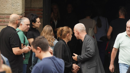 Među brojnim glumcima je bila i Iva Štriljić čije je prisustvo iznenadilo mnoge