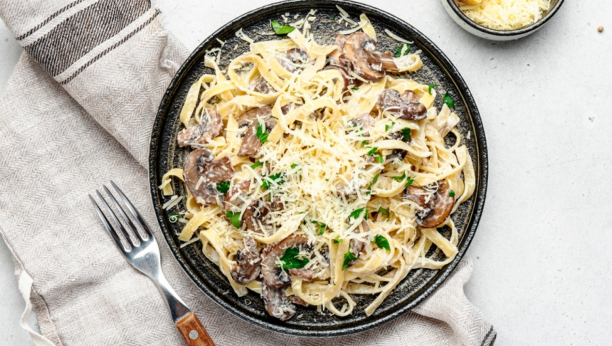 testenina sa šampinjonima