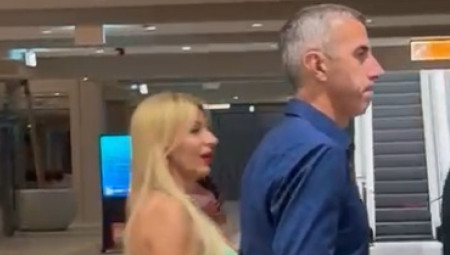 Lidija je oduševila sve kada se pojavila u mint zelenoj, dekoltiranoj haljini