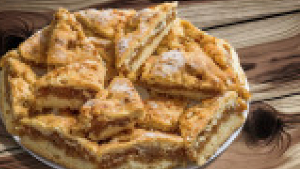 lenja pita sa jabukama