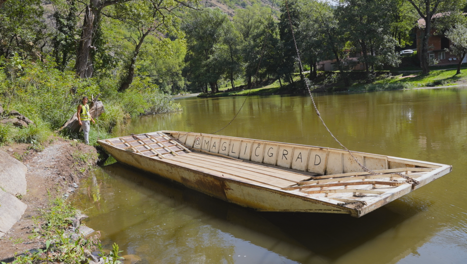 Kolumbijac Nikola radi kao skeledžija na Ibru