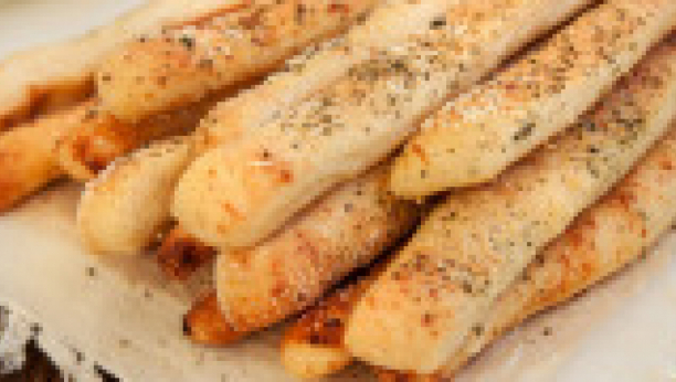 štapići sa belim lukom