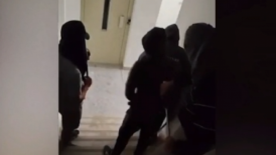 Prebili muškarca štanglama