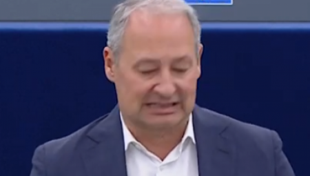 "Jukebox Šider ponovo jaše. Žuti ubacili žeton", saopštila je Brnabić.