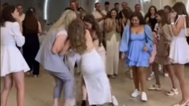 tuča oko bidermajera