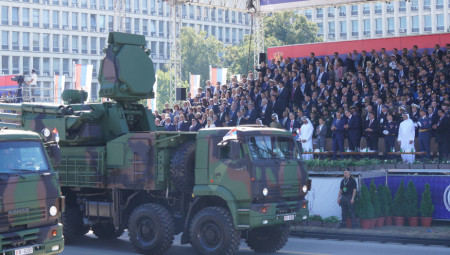 Prikazano je oko 2.500 sredstava naoružanja i vojne opreme, više od 600 vozila, 70 vazduhoplova i 20 plovnih objekata, a po prvi put javnost je videla izraelski raketni sistemi PULS, besposadnu letelicu hermes 900, ruski sistem za elektronsko ratovanje krasuha...